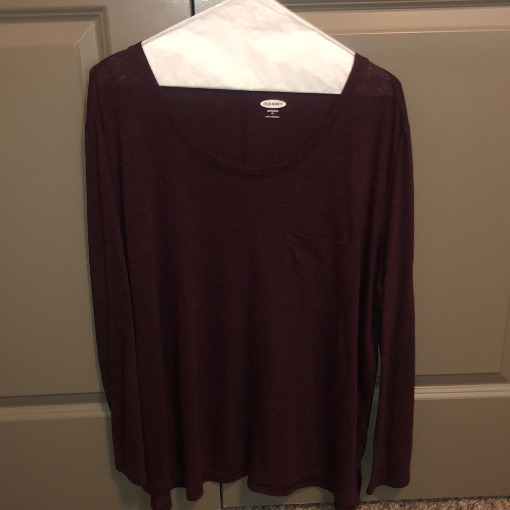 Old Navy maroon long sleeve tee